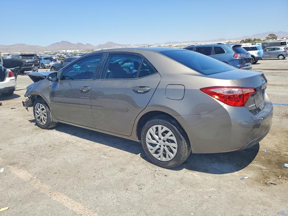 2018 TOYOTA COROLLA LE 2
