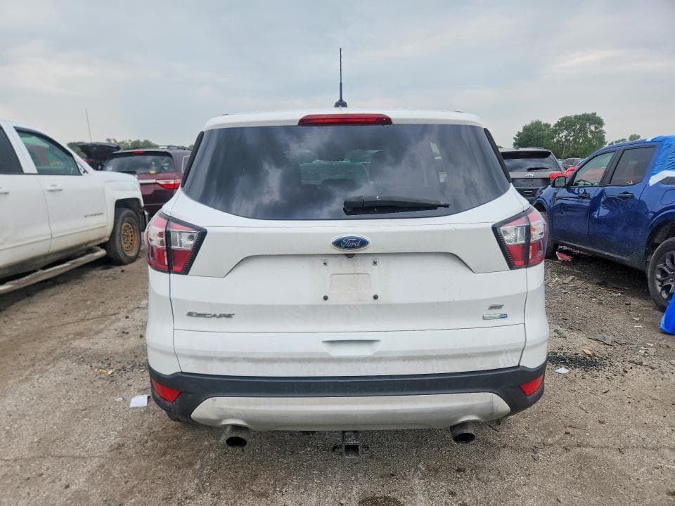 2017 FORD ESCAPE SE 6