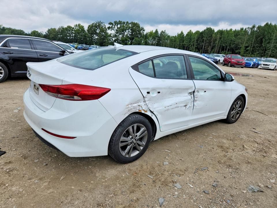 2017 HYUNDAI ELANTRA SE 3