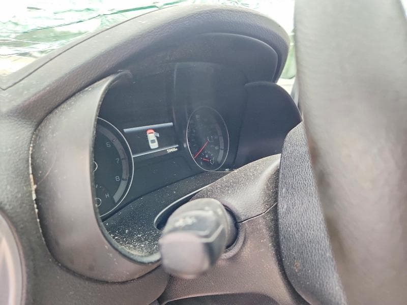 2023 KIA FORTE LXS 9