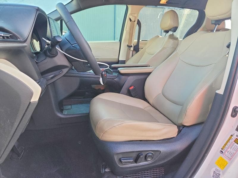 2022 TOYOTA SIENNA XLE 7