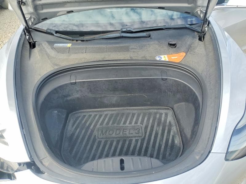 2018 TESLA MODEL 3 11