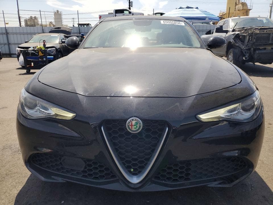 2019 ALFA ROMEO GIULIA 5