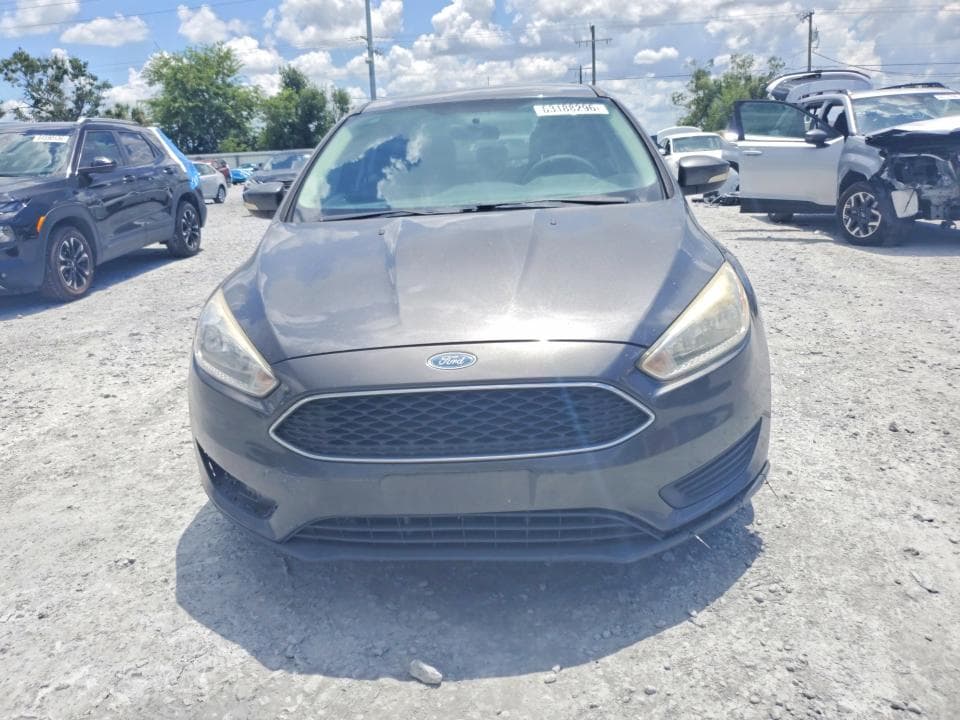 2017 FORD FOCUS SE 5