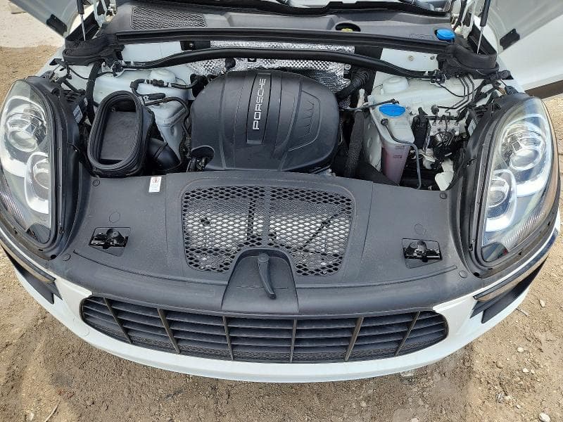 2018 PORSCHE MACAN 12