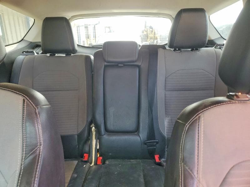 2017 FORD ESCAPE SE 10