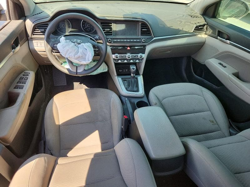 2020 HYUNDAI ELANTRA SEL 8