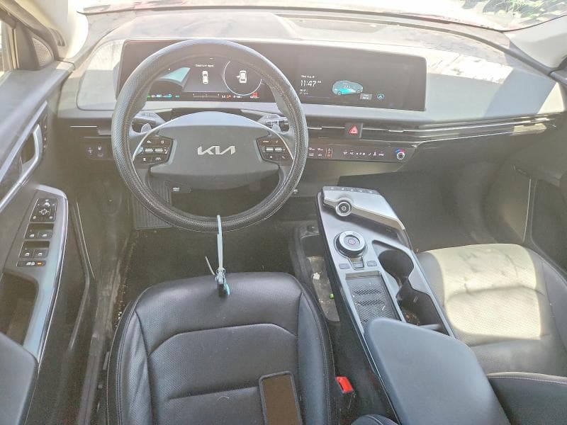 2022 KIA EV6 WIND 8