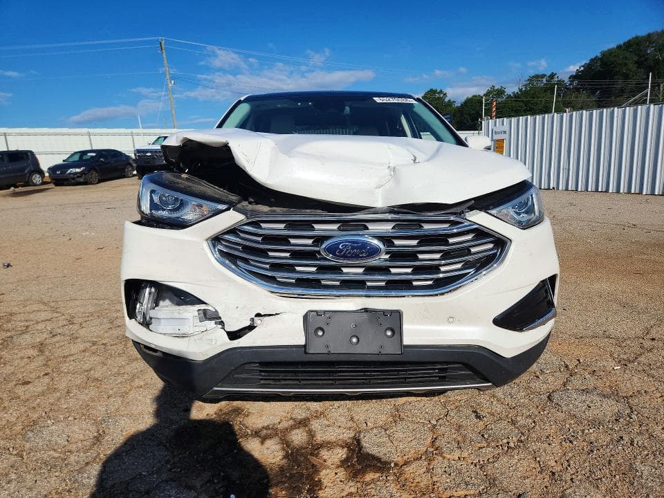 2022 FORD EDGE TITANIUM 5