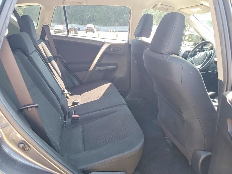 2018 TOYOTA RAV4 LE 11