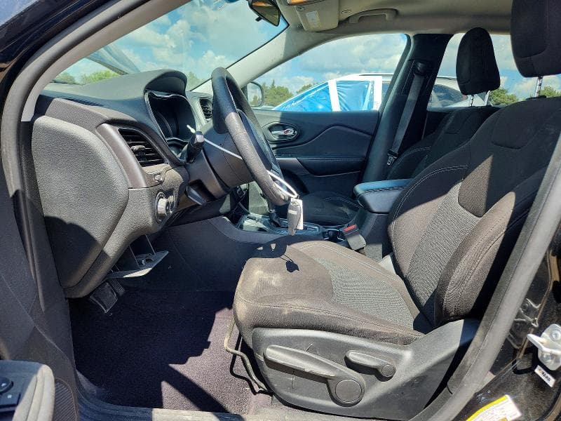 2019 JEEP CHEROKEE LATITUDE 7