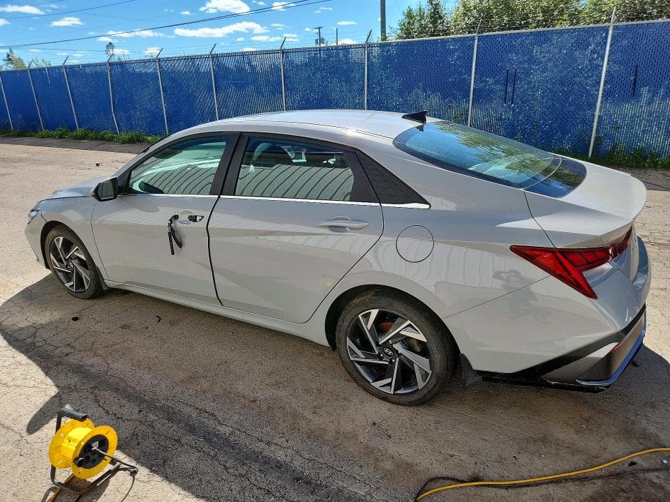 2024 HYUNDAI ELANTRA LUXURY 2