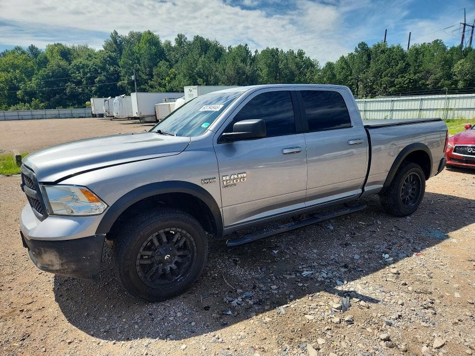 2019 RAM 1500 CLASSIC SLT - 1