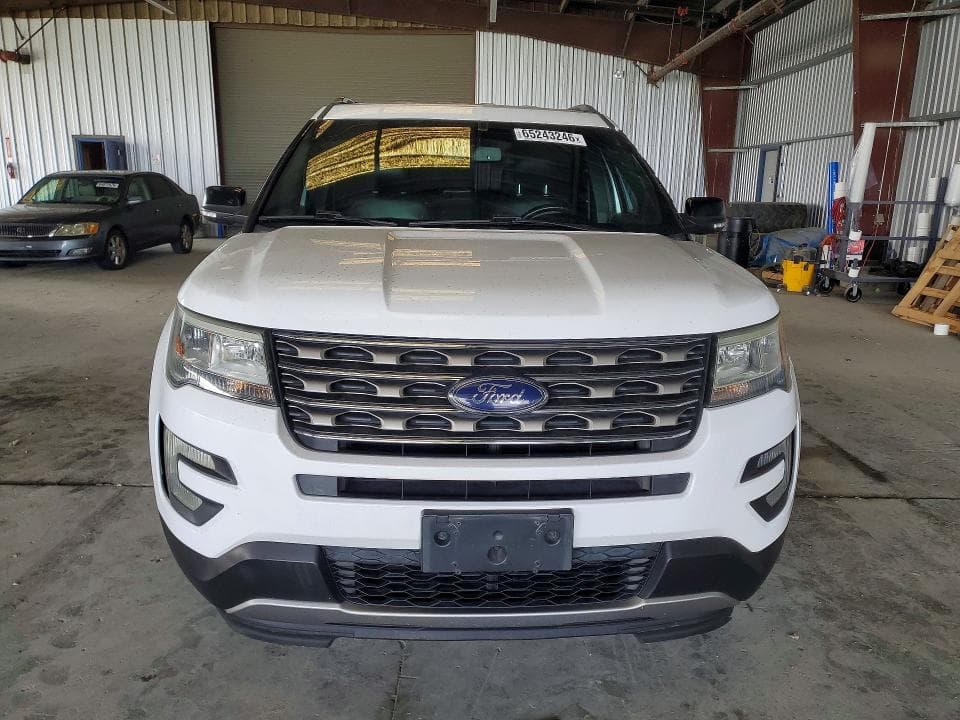 2017 FORD EXPLORER XLT 5