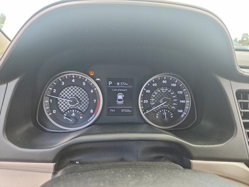 2019 HYUNDAI ELANTRA SEL 9