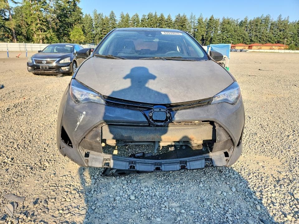 2017 TOYOTA COROLLA LE 5