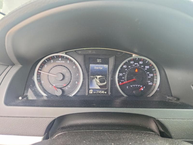 2017 TOYOTA CAMRY SE 9