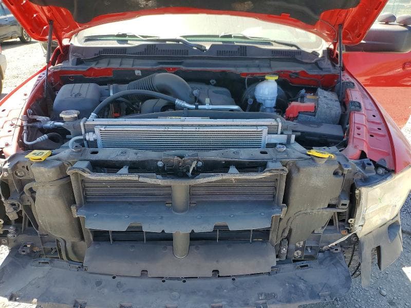2019 RAM 1500 CLASSIC SLT 11