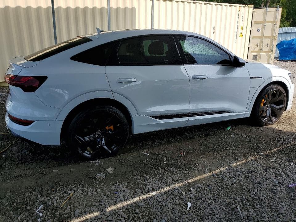 2022 AUDI E-TRON SPORTBACK PRESTIGE 3