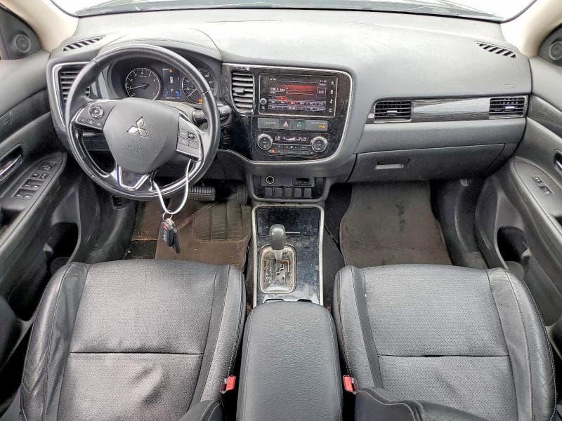 2017 MITSUBISHI OUTLANDER SE 8