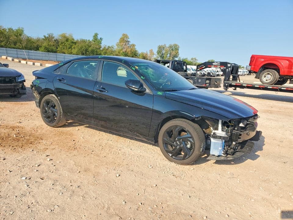 2026 HYUNDAI ELANTRA SEL SPORT 4