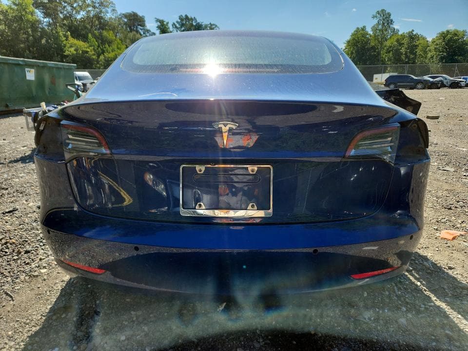 2018 TESLA MODEL 3 6