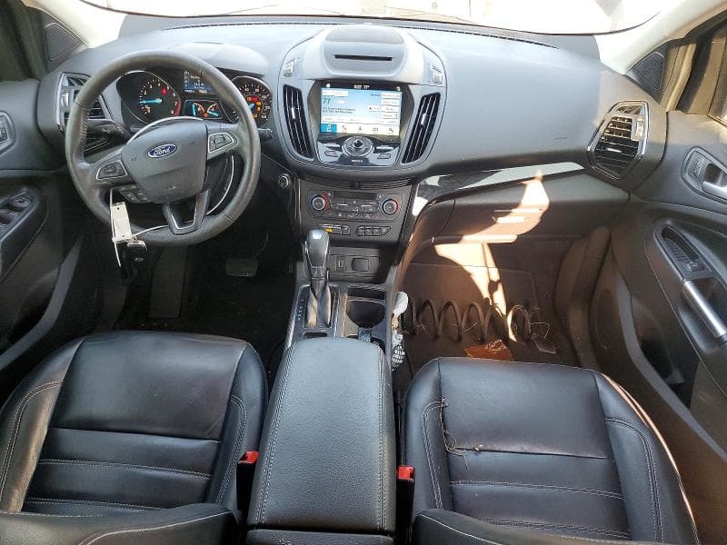 2018 FORD ESCAPE TITANIUM 8