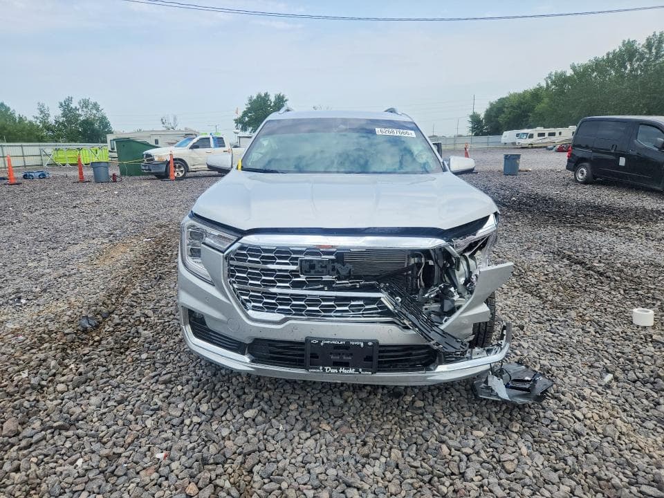 2022 GMC TERRAIN DENALI 5