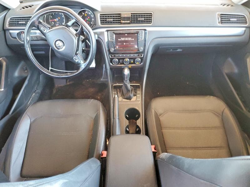 2018 VOLKSWAGEN PASSAT S 8