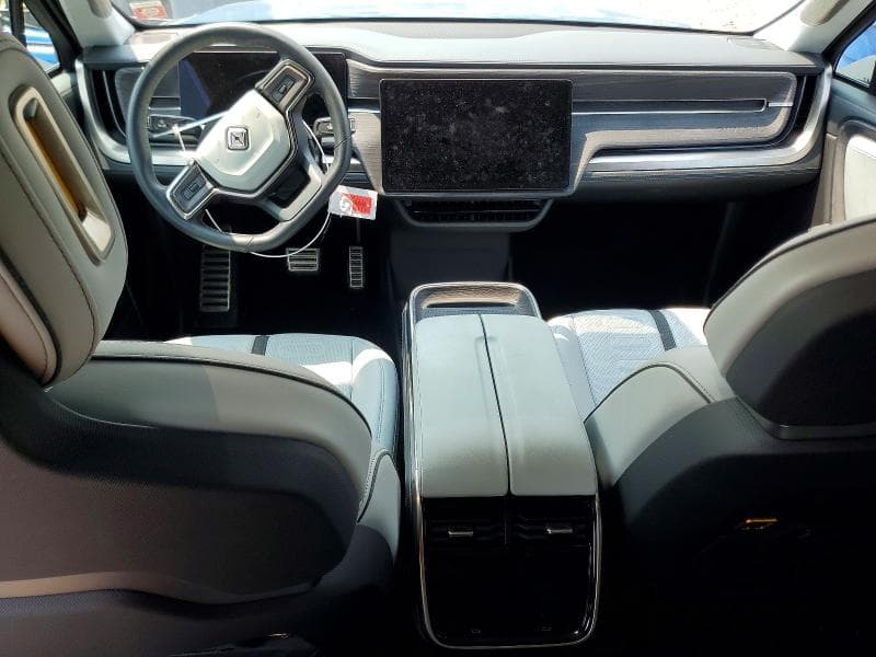 2023 RIVIAN R1S LAUNCH EDITION 8