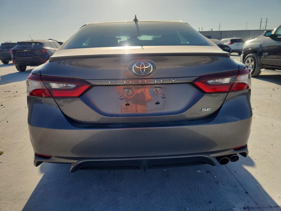 2024 TOYOTA CAMRY SE 6