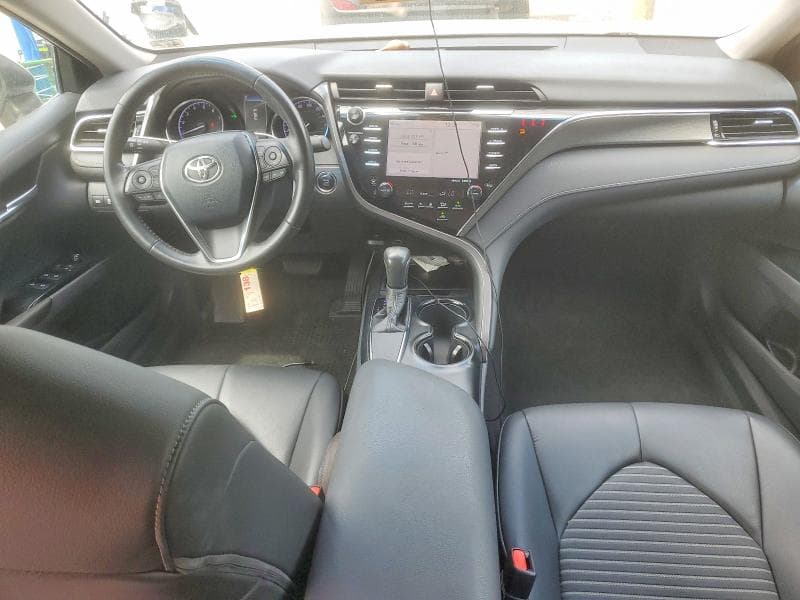 2018 TOYOTA CAMRY SE 8