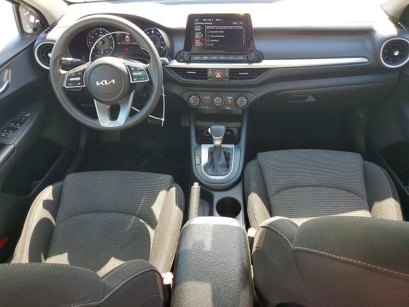 2023 KIA FORTE LXS 8