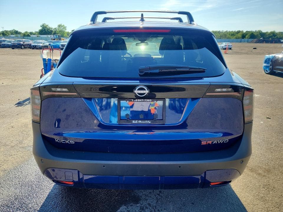 2026 NISSAN KICKS SR 6