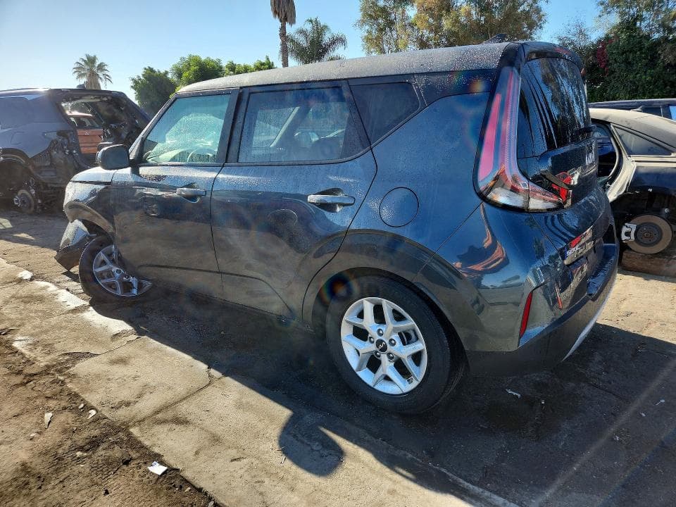 2025 KIA SOUL LX 2