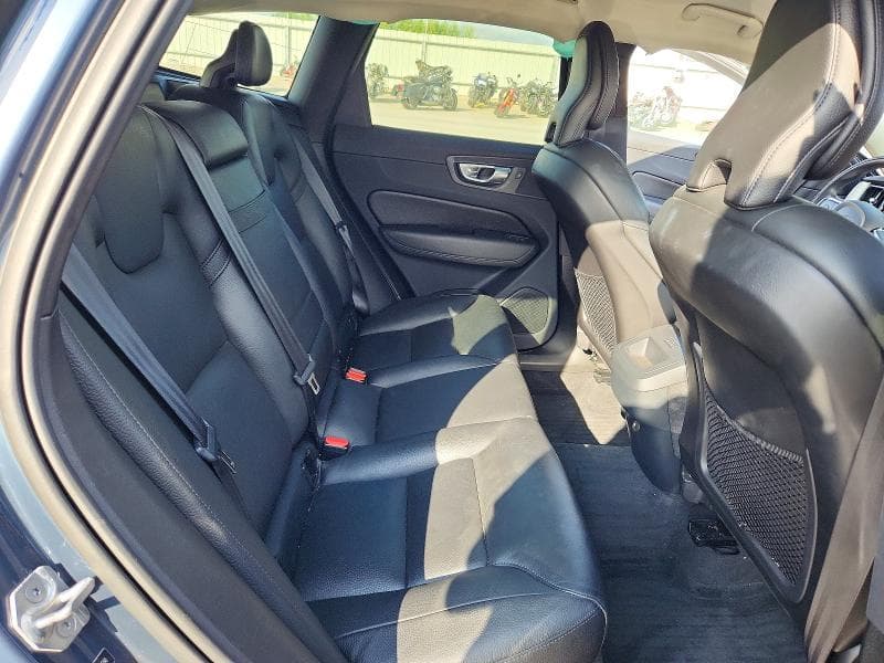 2019 VOLVO XC60 T5 11