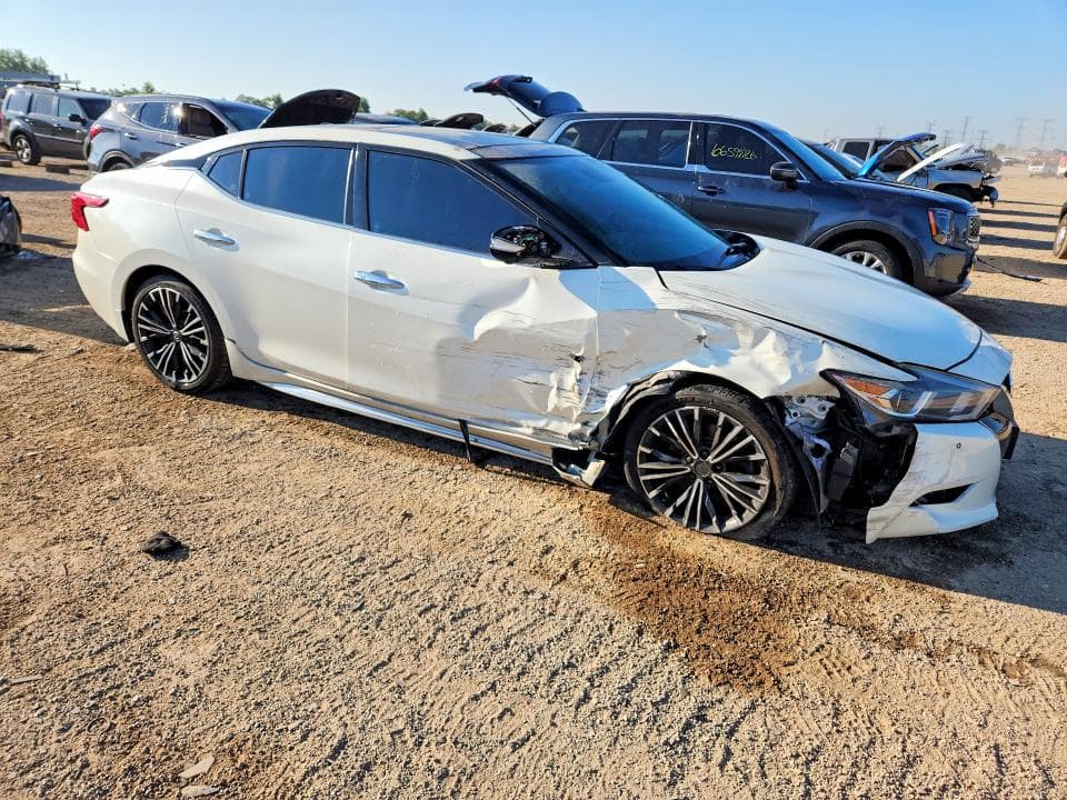 2017 NISSAN MAXIMA PLATINUM 4