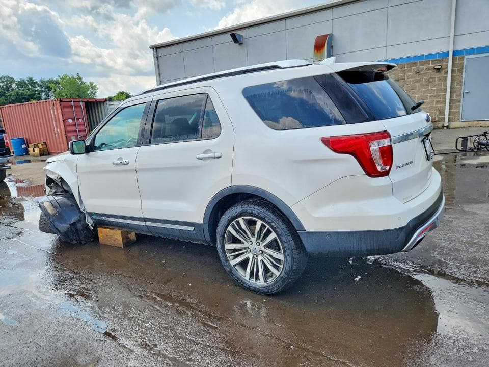 2017 FORD EXPLORER PLATINUM 2
