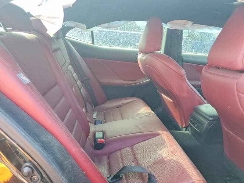 2018 LEXUS IS 300 10