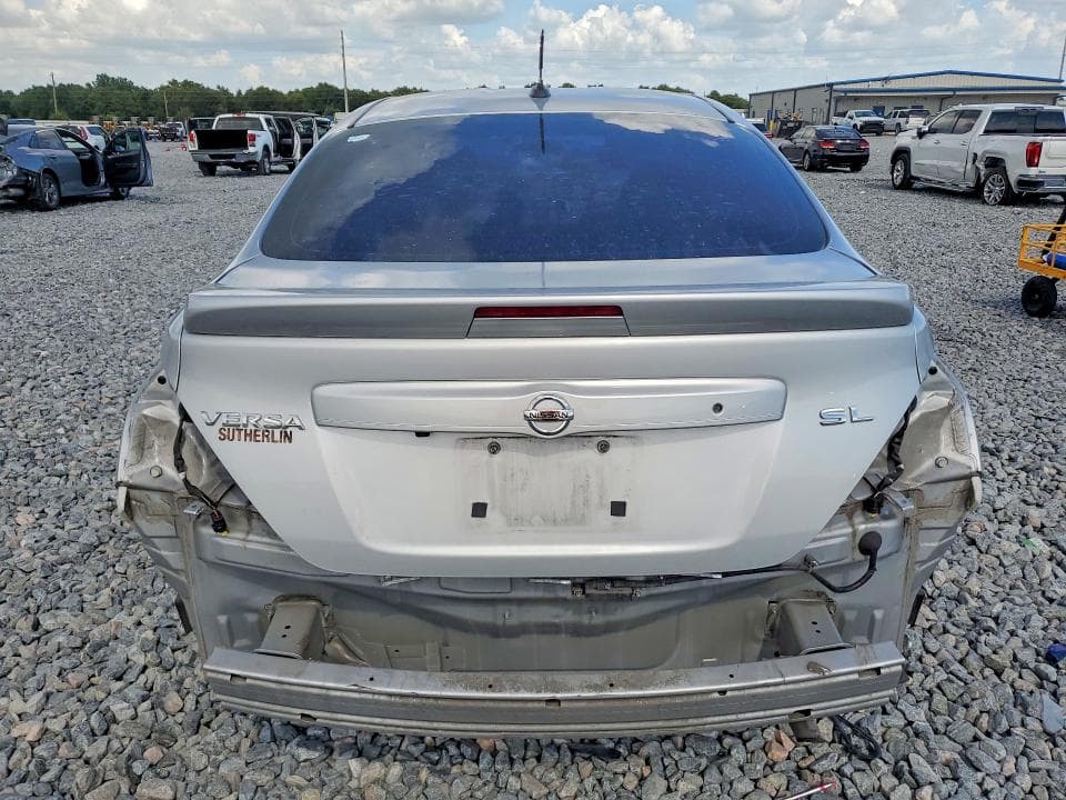2017 NISSAN VERSA 1.6 SL 6