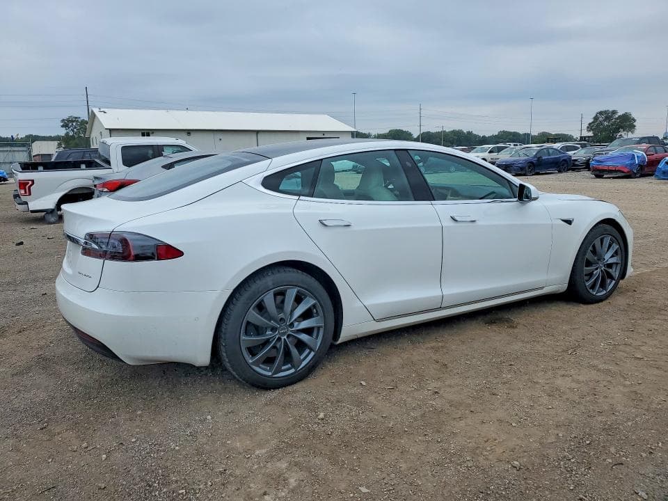2020 TESLA MODEL S 3