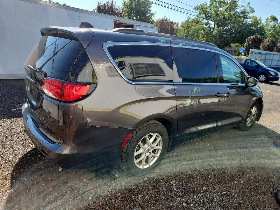 2021 CHRYSLER VOYAGER LXI 3