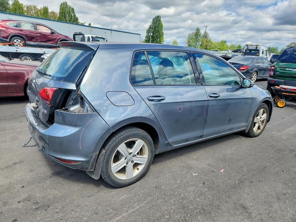2017 VOLKSWAGEN GOLF S 3