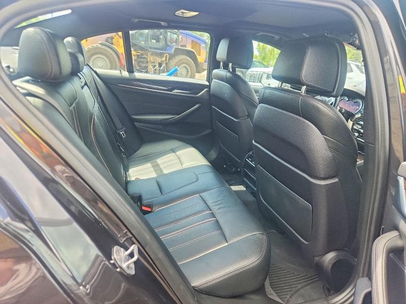 2018 BMW 540 XI 10