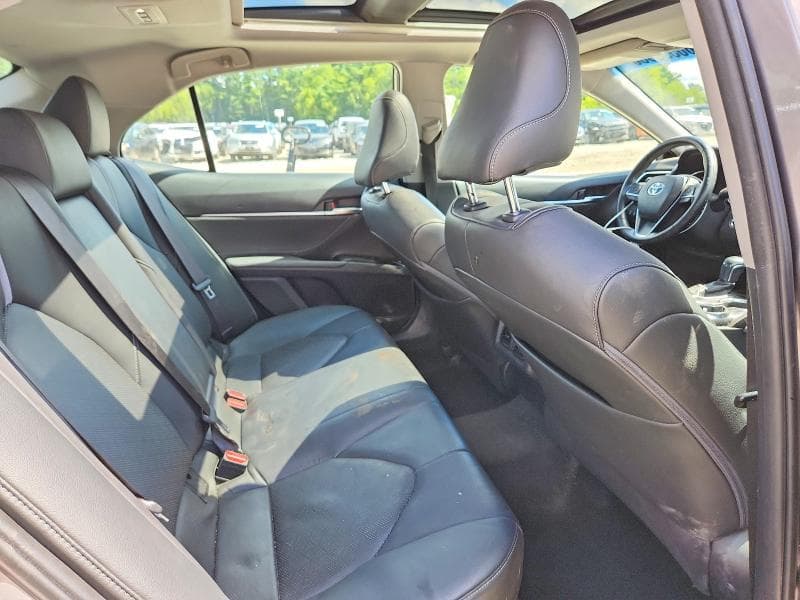 2018 TOYOTA CAMRY XSE 10