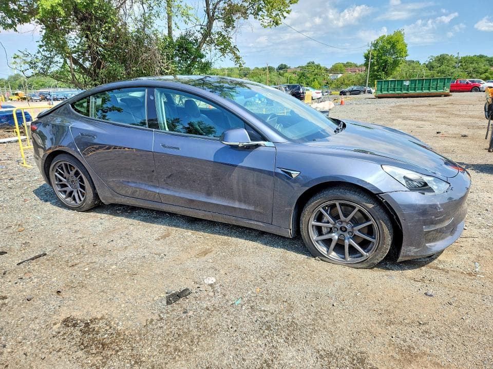 2019 TESLA MODEL 3 4