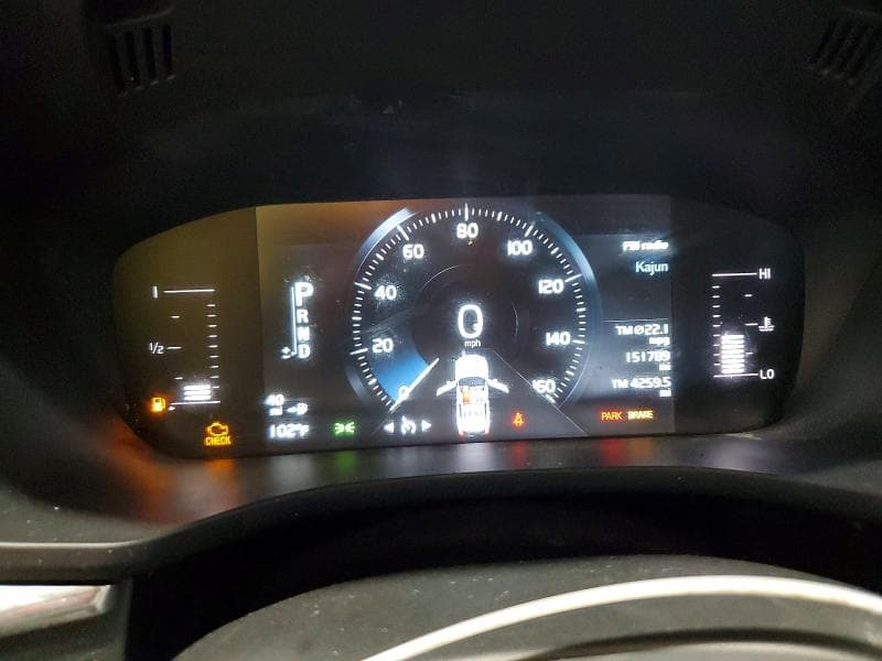 2019 VOLVO XC60 T5 MOMENTUM 9