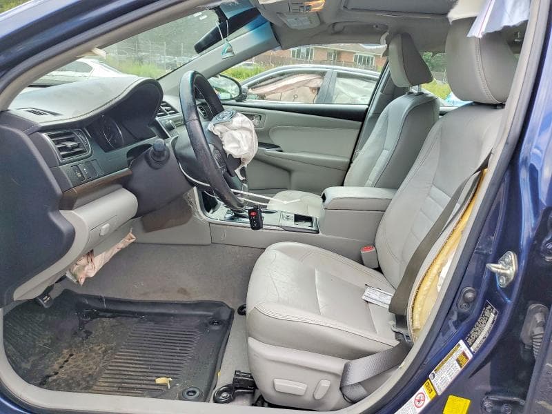 2017 TOYOTA CAMRY XLE 7