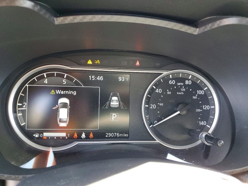 2023 NISSAN VERSA SR 9