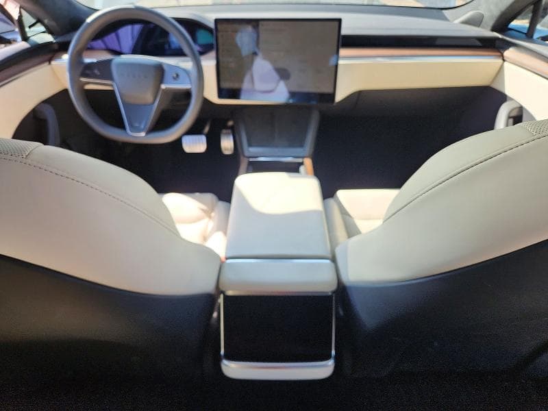 2023 TESLA MODEL S 8